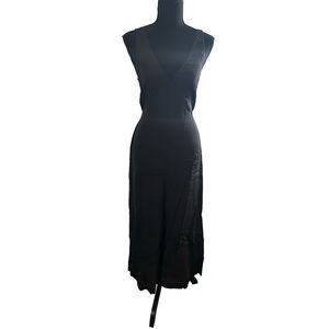 ModCloth Women's Lightweight Deep V-Neck Black Jumpsuit, XS